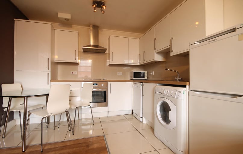 5 70 St Andrews Street, Newcastle Upon Tyne, Newcastle - Image 1